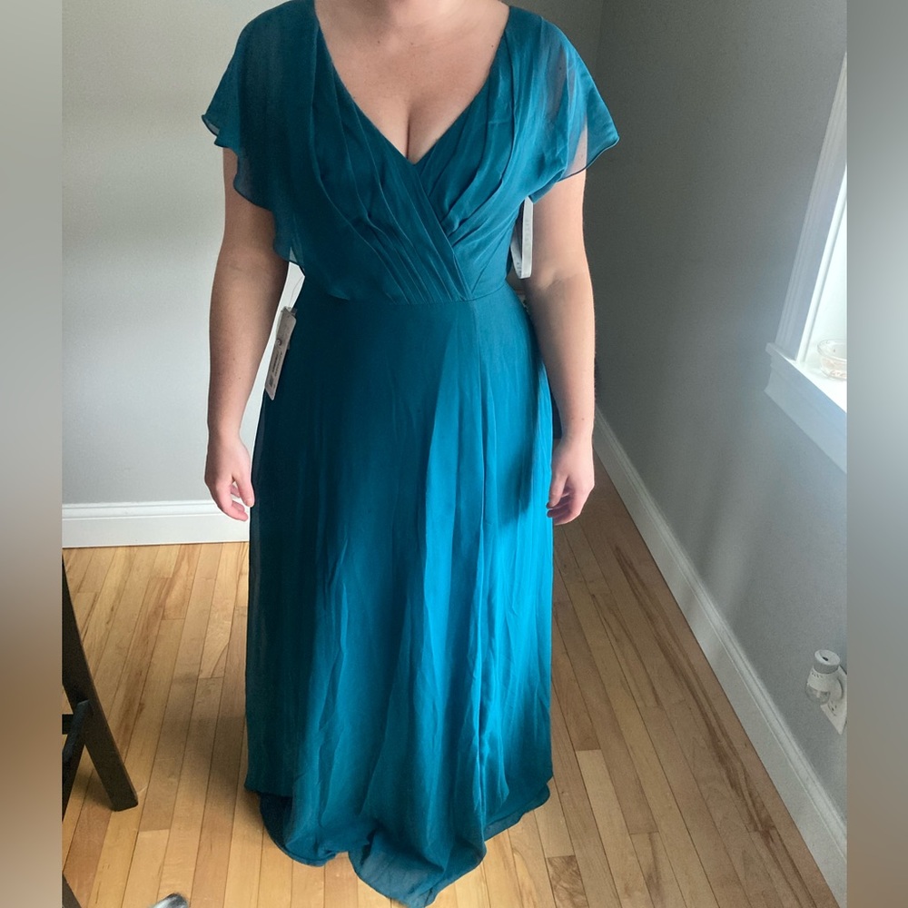 Azazie Rylee bridesmaids dress in color “peacock” A10. NWT